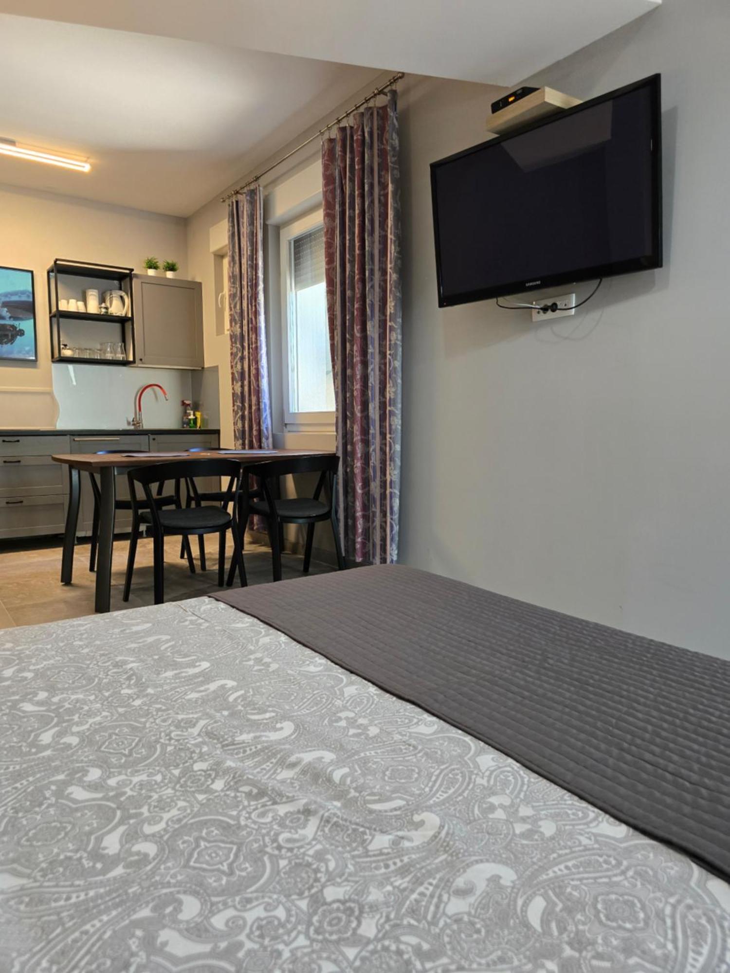 Apartmani Kameno Sidro Bilice Quarto foto