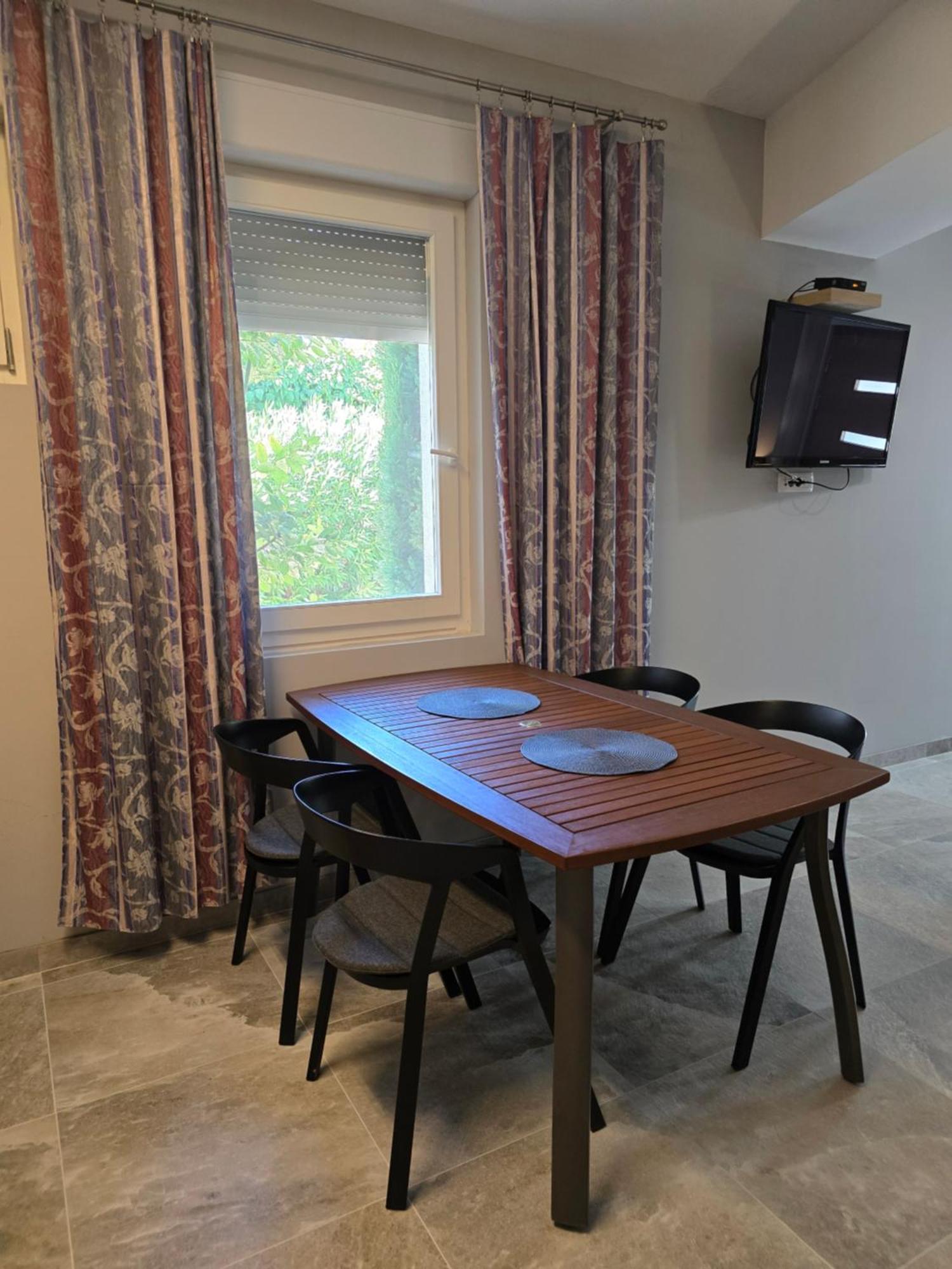 Apartmani Kameno Sidro Bilice Quarto foto